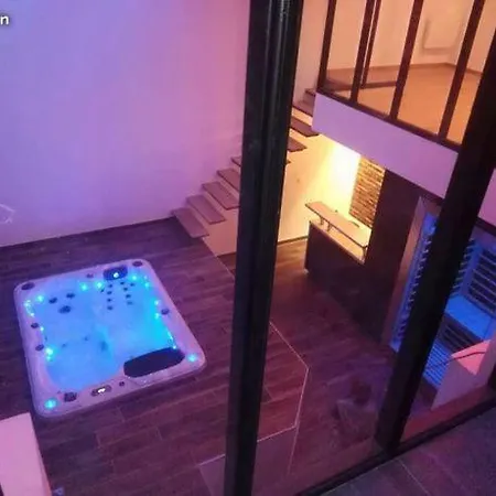 アパート Magnifique Loft Avec Jacuzzi Et Sauna Privatif Ferriere-la-Grande